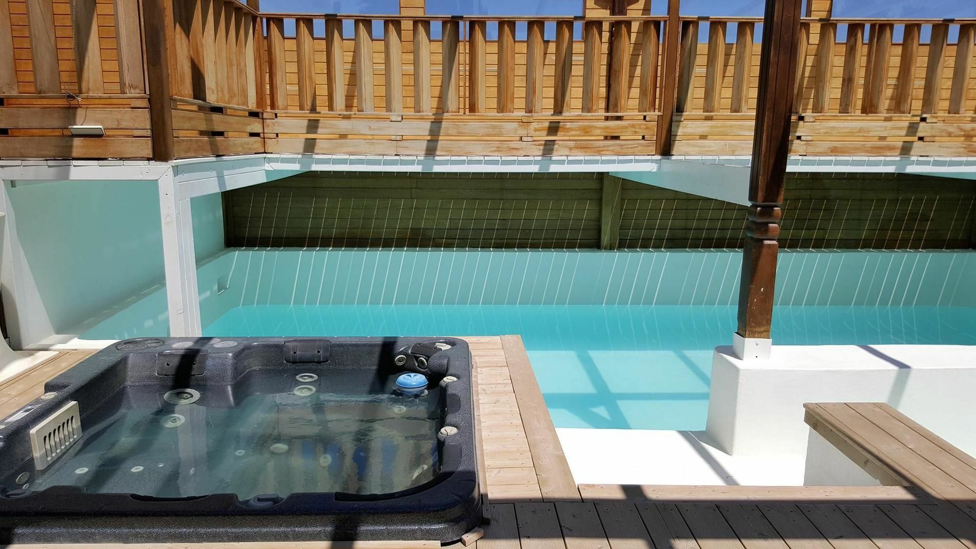 Aparthotel Oliwood Beach Олива Экстерьер фото