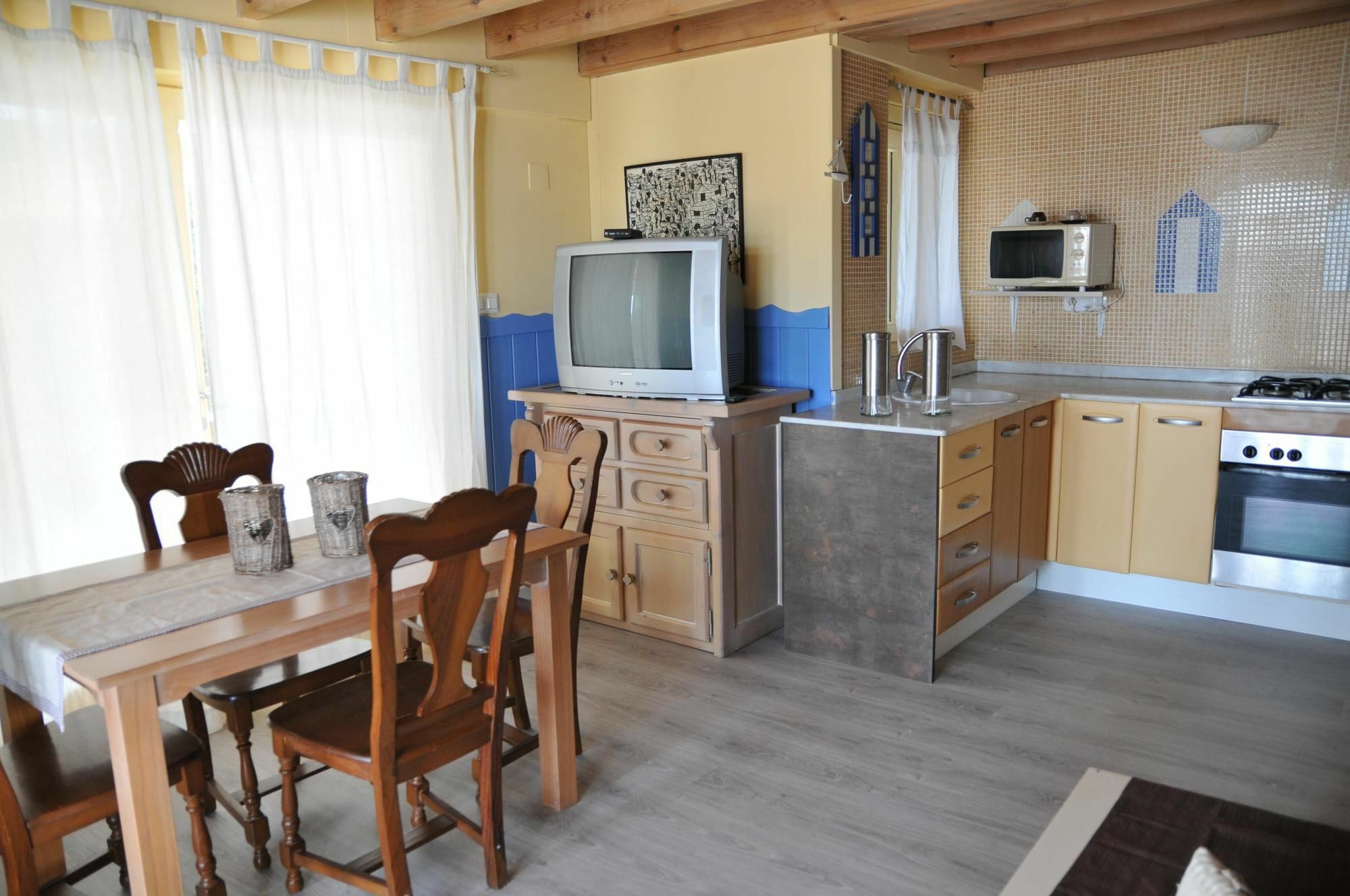 Aparthotel Oliwood Beach Олива Экстерьер фото