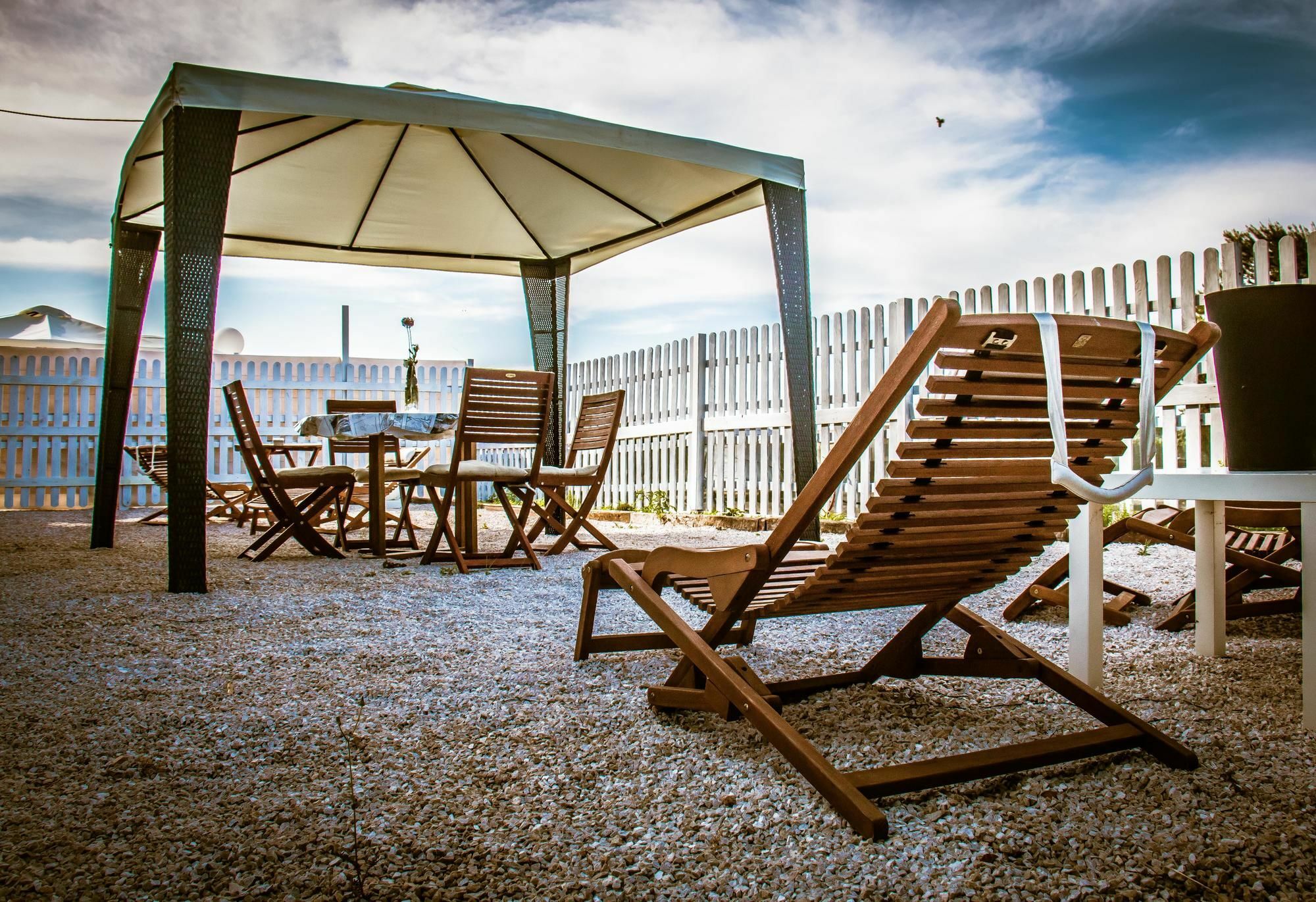 Aparthotel Oliwood Beach Олива Экстерьер фото